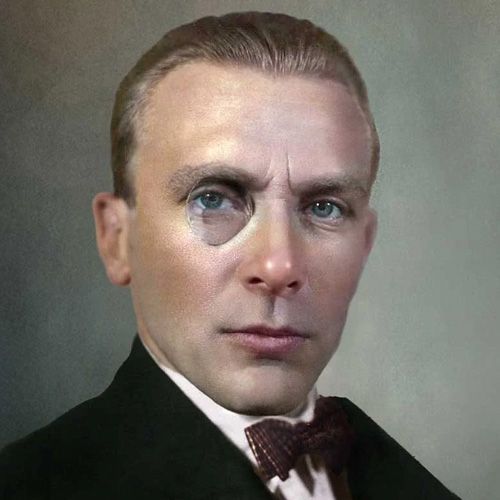 Un retrato a color de Mikhail Bulgakov.