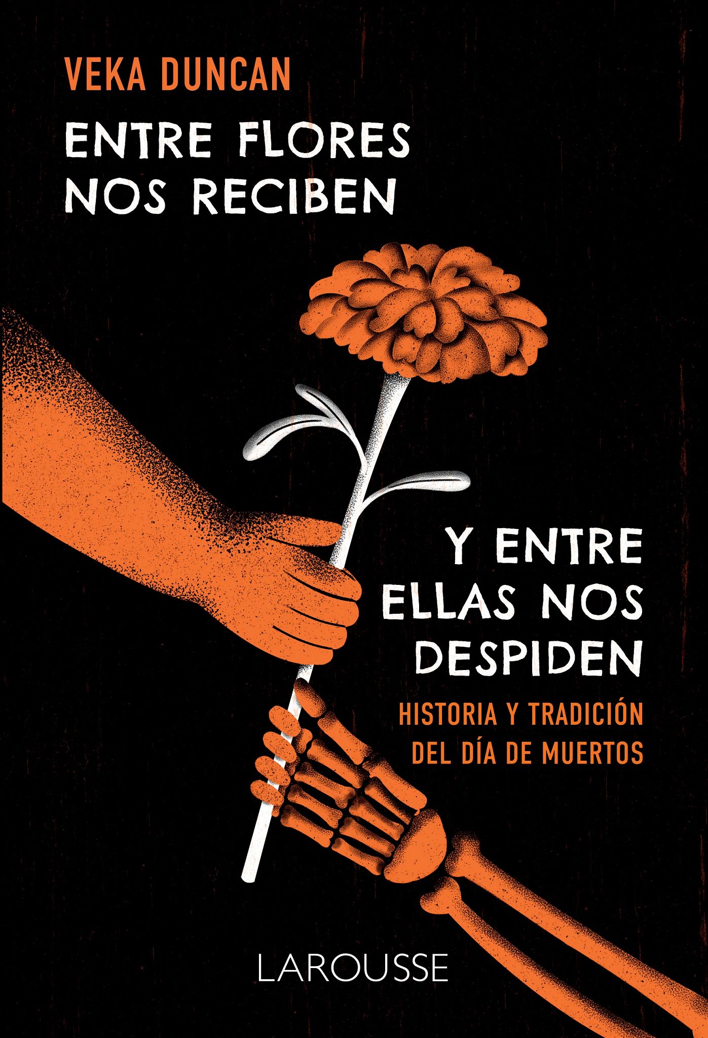 Entre flores nos reciben y entre ellas nos despiden